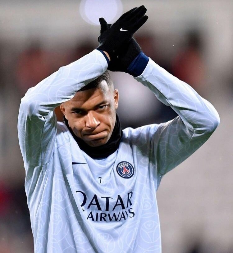 Arabia Saudita busca convencer a Kylian Mbappé después de perder a Messi en un fichaje histórico