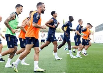 “El Real Madrid se impone 2-1 en un partido contra el Castilla”