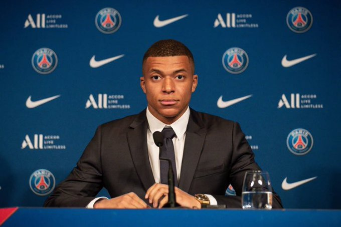 La continuidad de Mbappé es un problema para el PSG, según The Athletic.