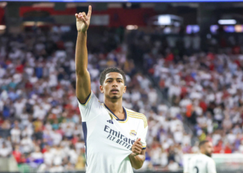 Bellingham y Camavinga titular en un 4-4-2: Así podría alinearse el Real Madrid contra el Barcelona en el Clásico