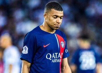 EXCL: PSG niega reunión con Fayza Lamari, madre de Mbappé