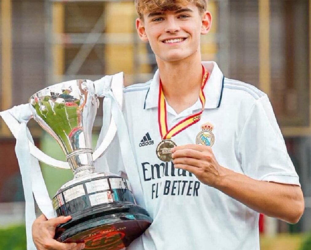 NUEVO: Nico Paz se une al primer equipo en su viaje a Estados Unidos