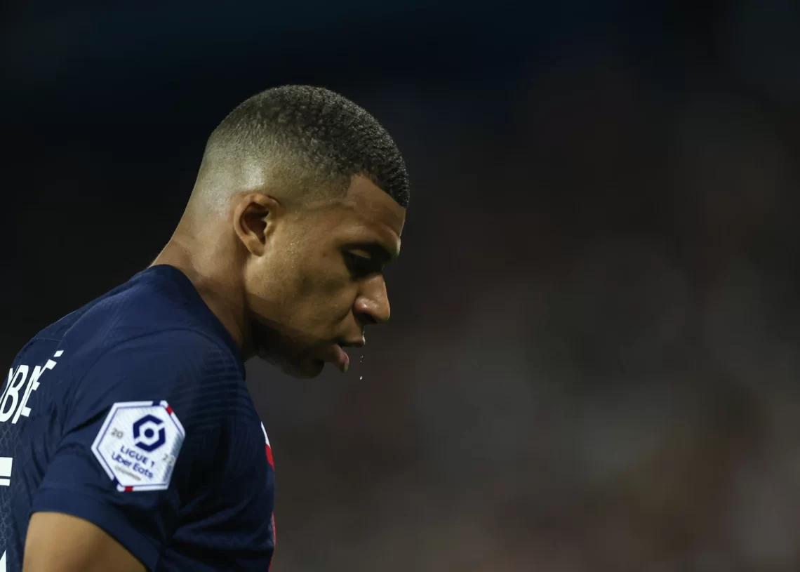Tensión en el PSG: Qatar Sentencia a Mbappé