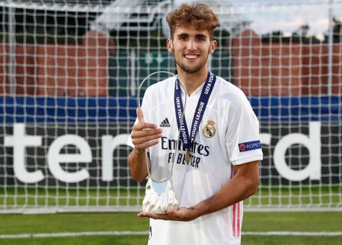 Pablo Ramón se desvincula del Real Madrid Castilla para unirse al Mirandés
