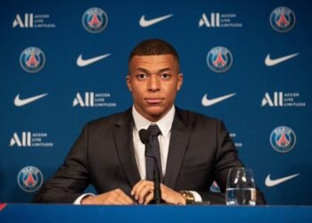 La Directiva del PSG Le comunica a Mbappé sobre las Consecuencias de su Salida