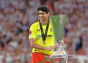 El Real Madrid Busca Sustituto para Courtois: Yassine Bono en la Mirilla