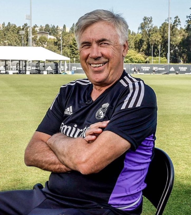 Carlo Ancelotti repasa su futuro en Italia