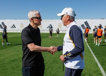 El CEO de Apple, Tim Cook Visita al Real Madrid