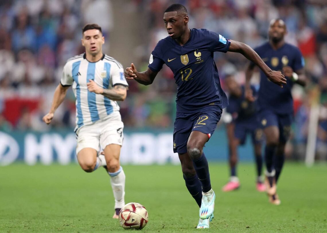 Kolo Muani sorprendió con su instagram