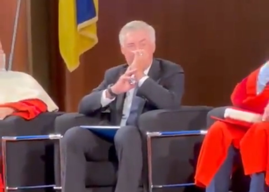 ESPECTACULAR homenaje al Real Madrid en Italia