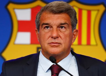 El juez IMPUTA a Joan Laporta