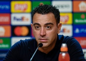 “Xavi Elogia a Bellingham: Un Momento ‘Bendecido’ para el Joven Talentoso”