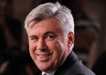 Ancelotti Despeja Rumores: “Solo un Loco Querría Dejar el Real Madrid”