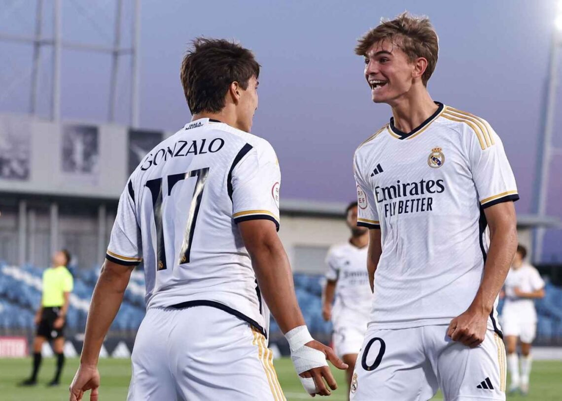 Gonzalo García y Nico Paz Convocados contra el Cádiz