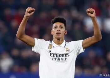 Ancelotti Evalúa el Nivel de Álvaro Rodriguez y Gonzalo García Convocado por su Versatilidad