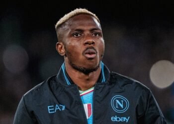 Victor Osimhen se Compromete con Napoli: Extensión de Contrato Hasta 2026 con Cláusula de Rescisión de €130 millones
