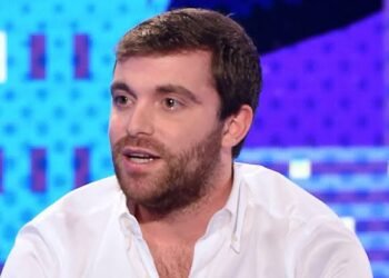 Fabrizio Romano Anticipa un Enero Especial para Kylian Mbappé y la Atenta Mirada del Real Madrid