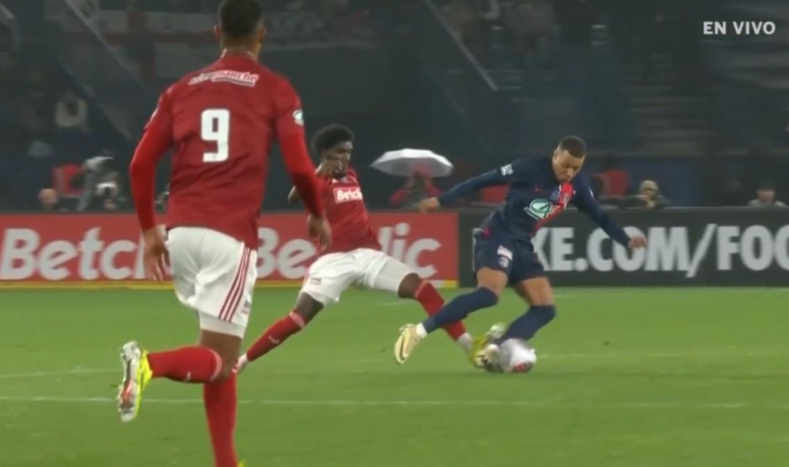 Mbappé ya empieza a “pagar su fichaje” por el Real Madrid