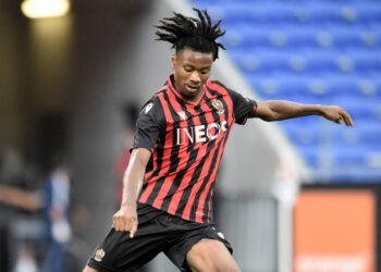 ¡ES UN TANQUE! Tuttosport desvela la MOLE de 1,92 que tiene el R.Madrid en lista