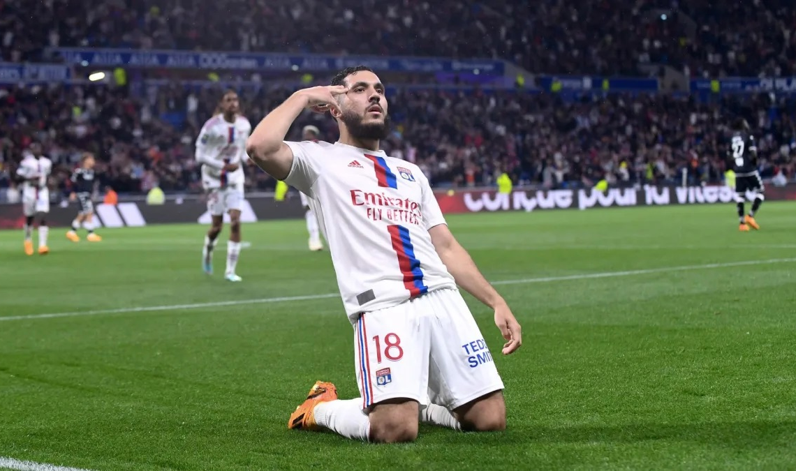 Ya es OFICIAL!! ¿paso intermedio antes de llegar al Real Madrid?