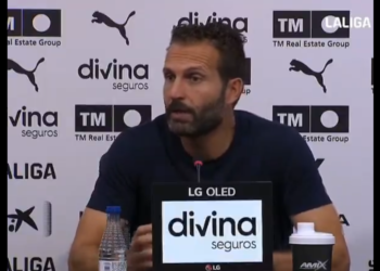 Baraja NO SE CALLA NADA tras el PRIMER ROBO del Barça