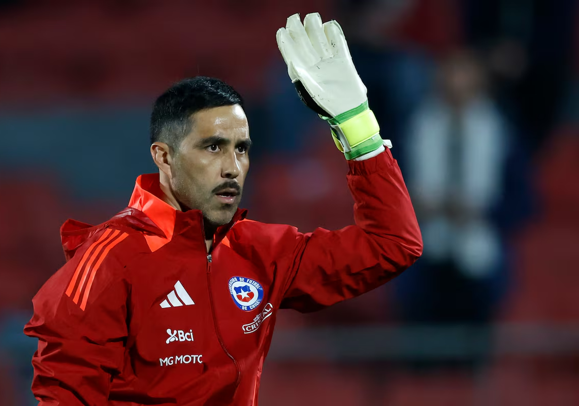 Claudio Bravo da un ZASCA HISTÓRICO al Barça